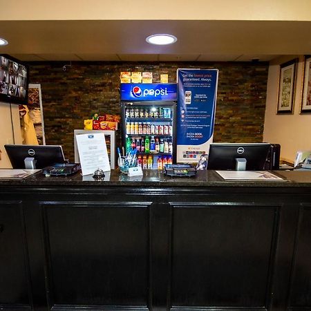 Rodeway Inn Central Colorado Springs Ngoại thất bức ảnh