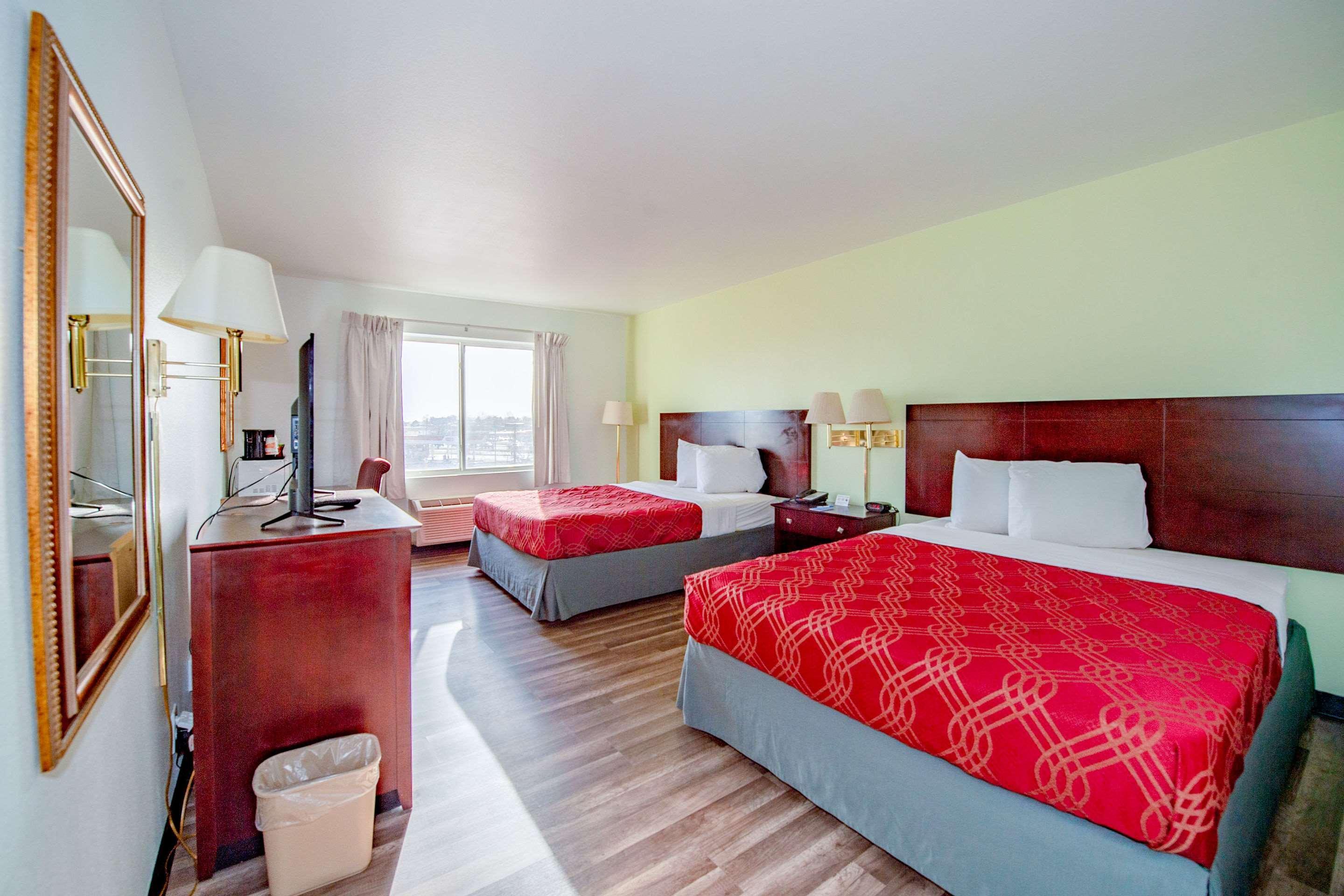 Rodeway Inn Central Colorado Springs Ngoại thất bức ảnh