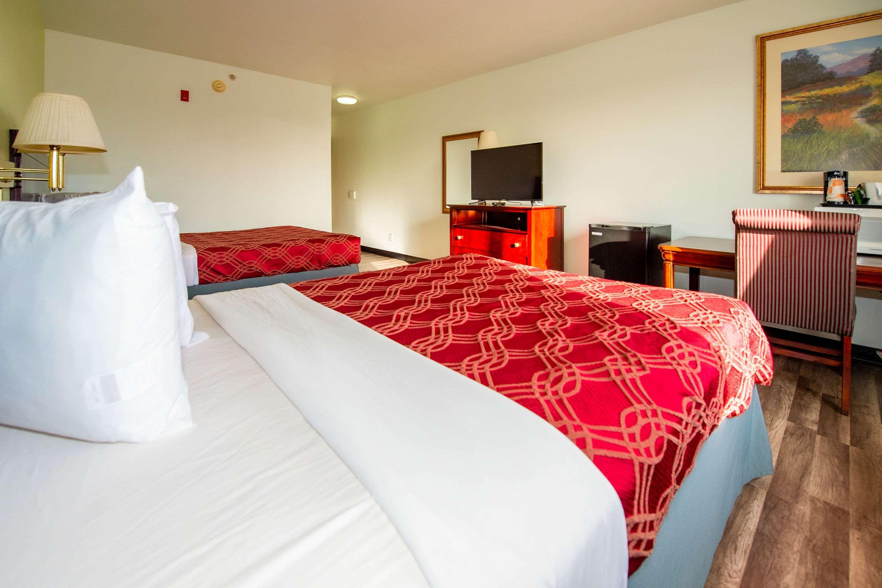 Rodeway Inn Central Colorado Springs Ngoại thất bức ảnh