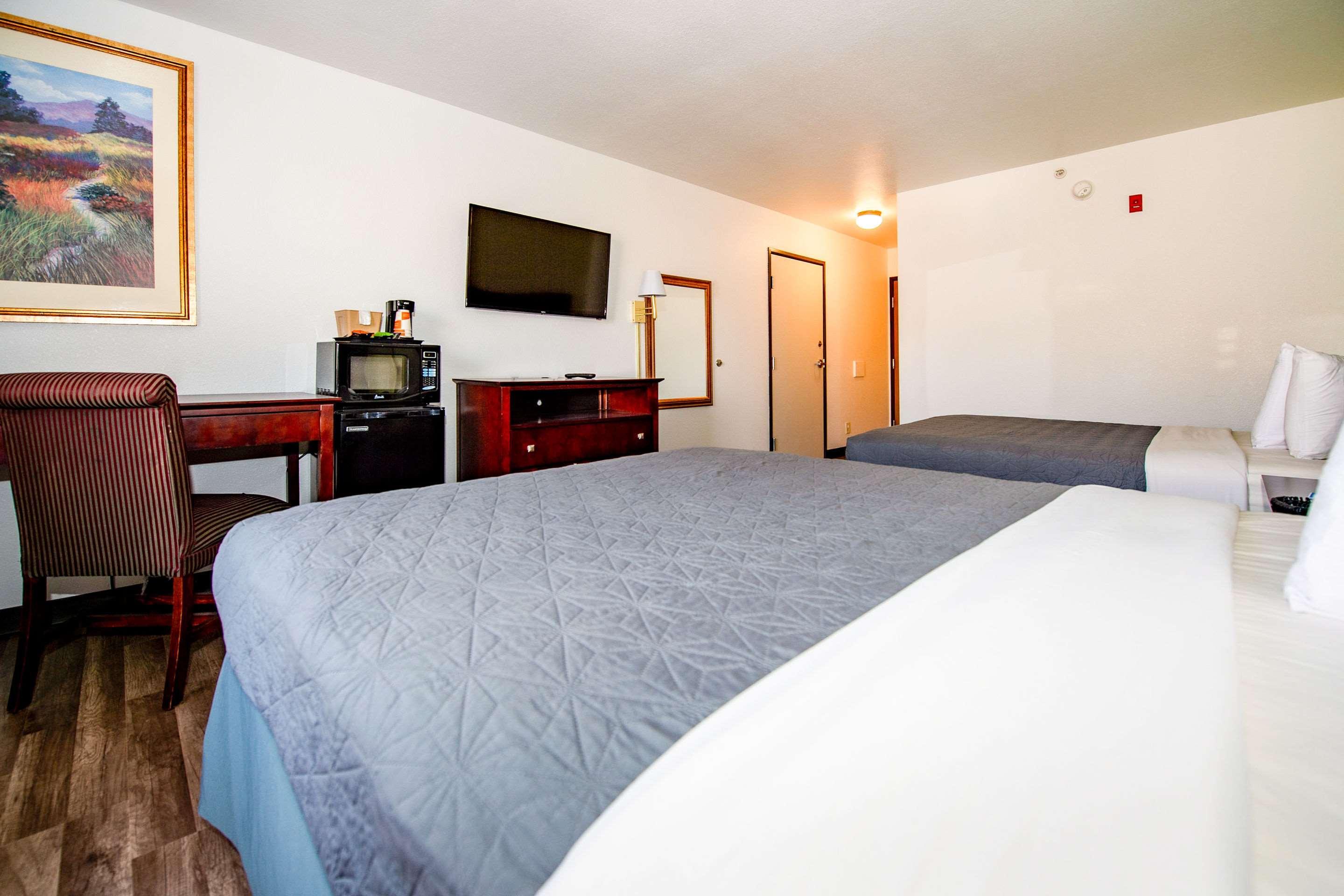 Rodeway Inn Central Colorado Springs Ngoại thất bức ảnh