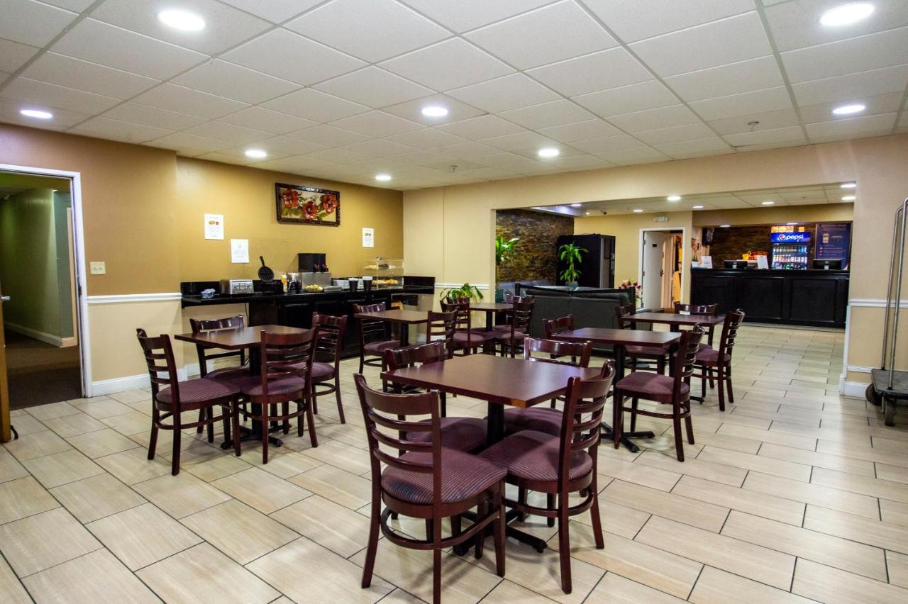 Rodeway Inn Central Colorado Springs Ngoại thất bức ảnh